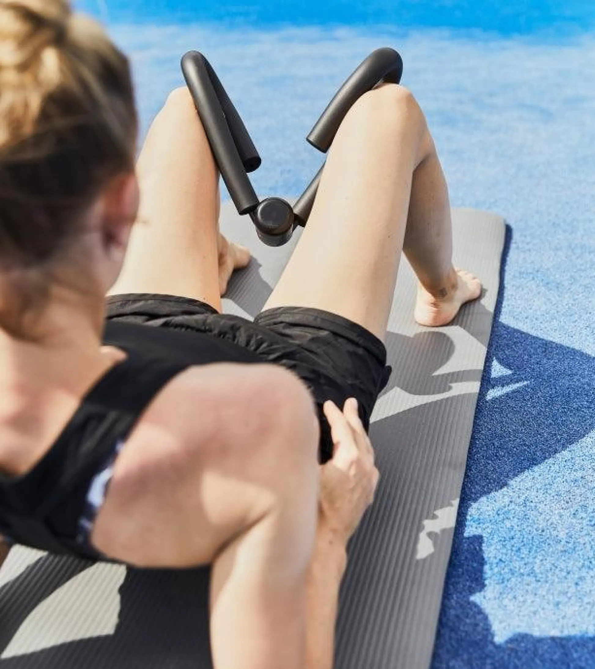 Gorilla Sports Beintrainer für die Adduktoren Schwarz Hot