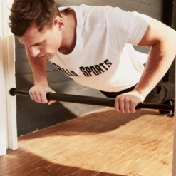 Gorilla Sports Klimmzugstange für den Türrahmen ausziehbar 63 - 93 cm Schwarz Best