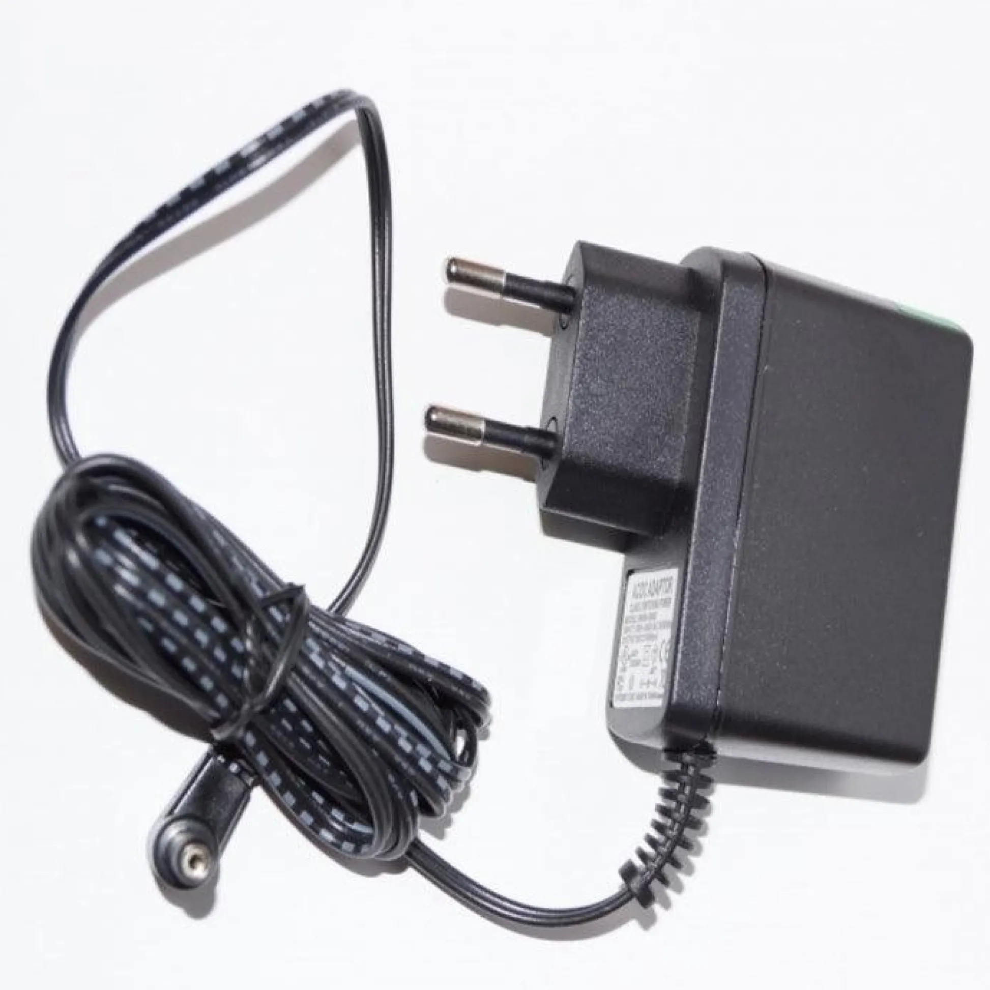 MAXXUS Netzteil Universal 9V für Fitnessgeräte Schwarz Discount