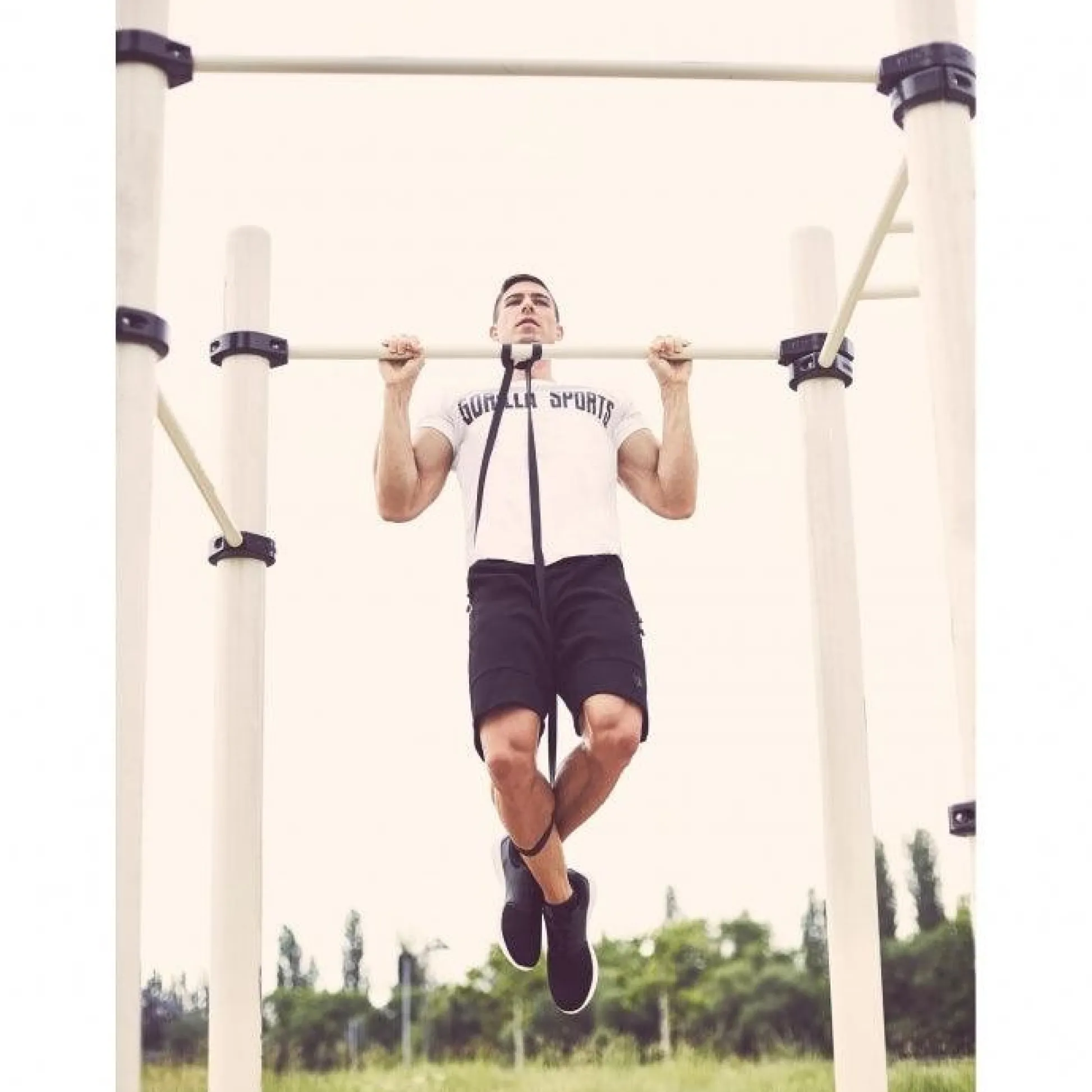 Gorilla Sports Resistance Band aus Latex 1 - 91 kg Orange Sale