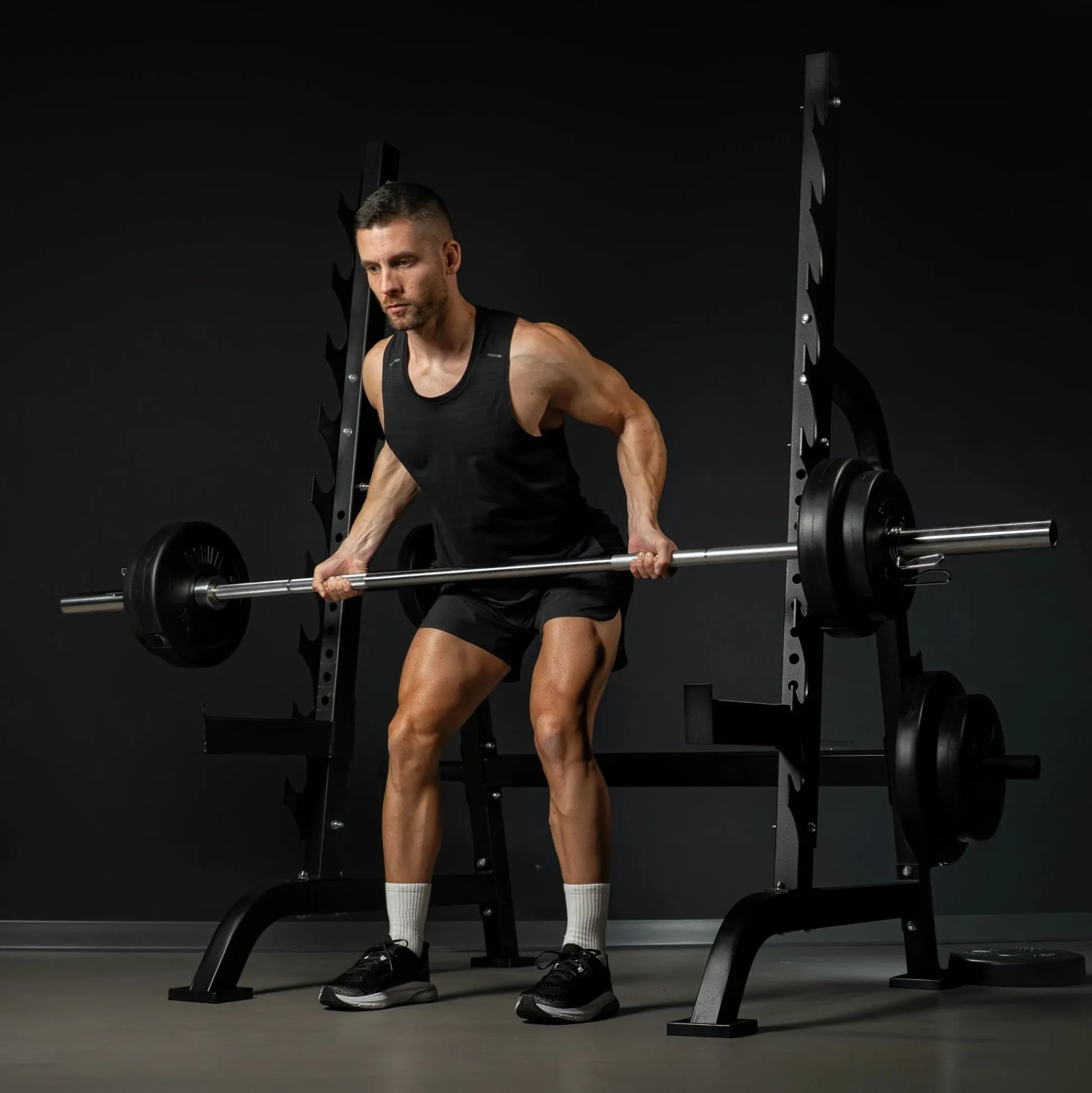 Gorilla Sports Squat Rack inkl, Safety Ablagen Schwarz Sale